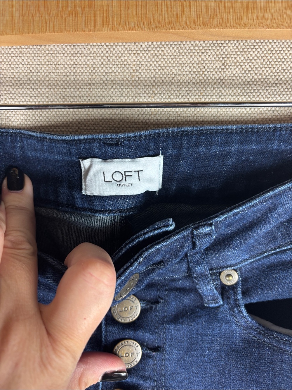 Loft > Curvy Skinny High-Waist Button-Fly Women’s Jeans Dark Blue 4 - Picture 6 of 10